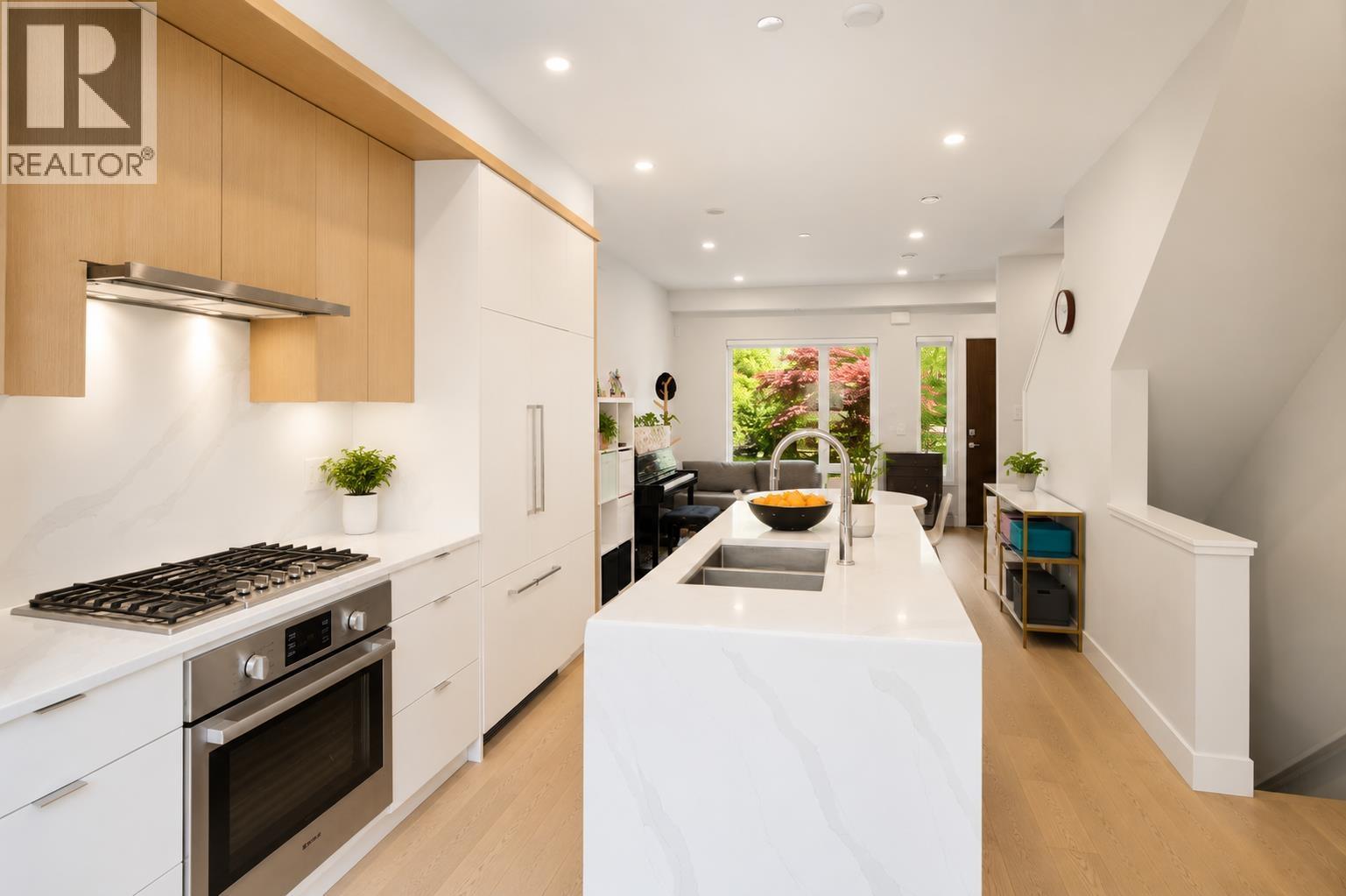 7675 Granville Street, Vancouver, British Columbia  V6P 4Y8 - Photo 4 - R3126037