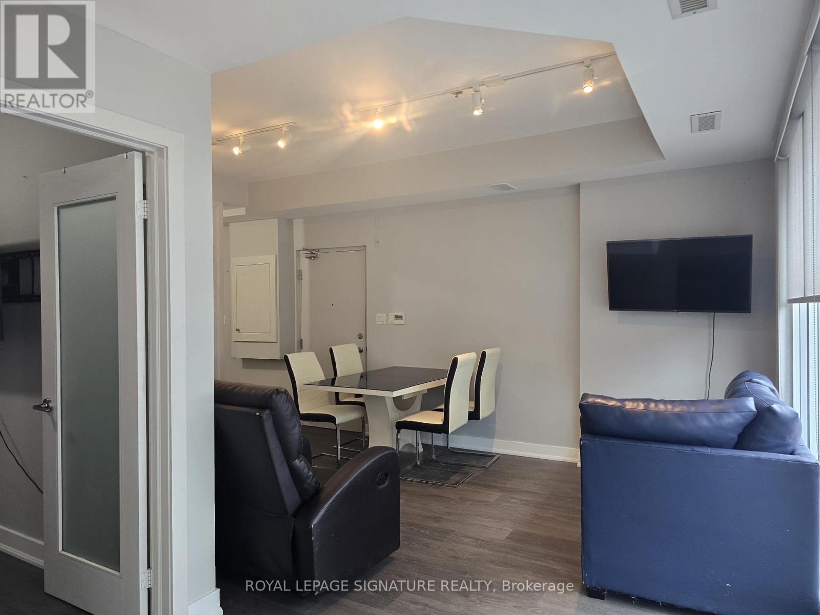 3 - 726 Sheppard Avenue W, Toronto, Ontario M3H 2S8 - Photo 4 - C13152664