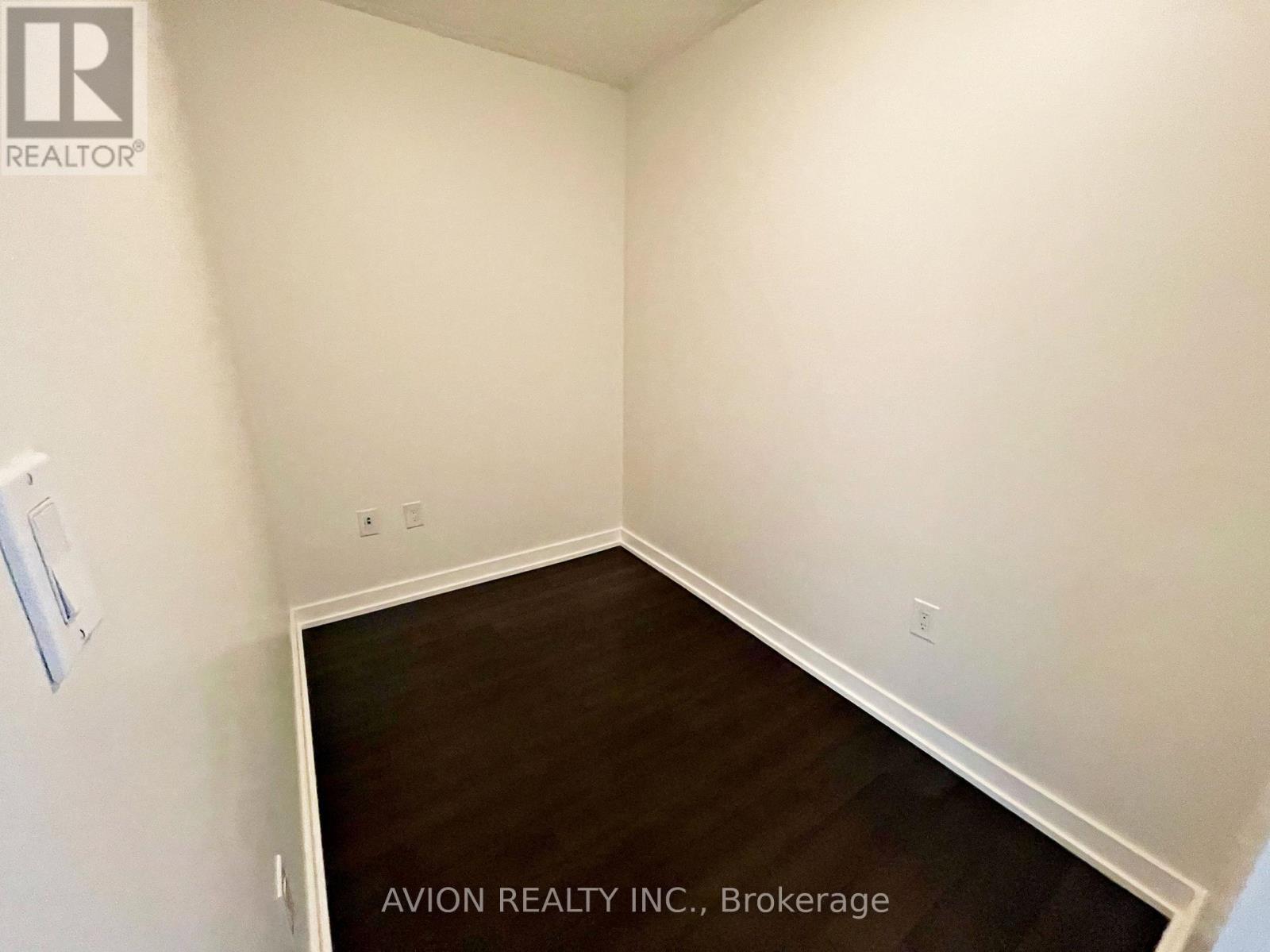 1807 - 21 Iceboat Terrace, Toronto, Ontario M5V 4A9 - Photo 10 - C13152686