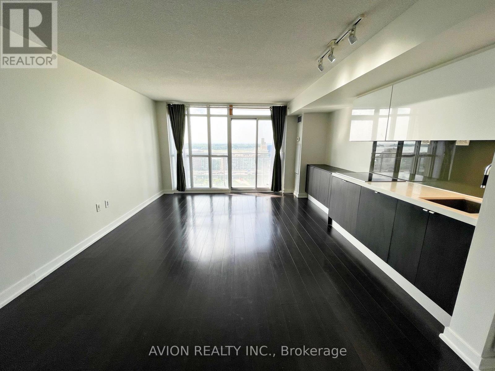 1807 - 21 Iceboat Terrace, Toronto, Ontario M5V 4A9 - Photo 6 - C13152686