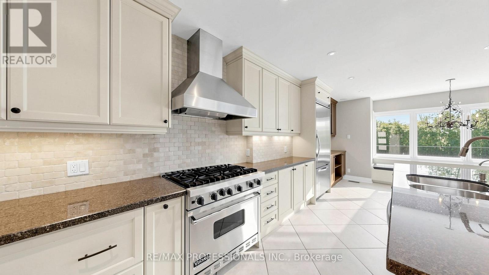 26 Abilene Drive, Toronto, Ontario M9A 2M8 - Photo 19 - W13152458