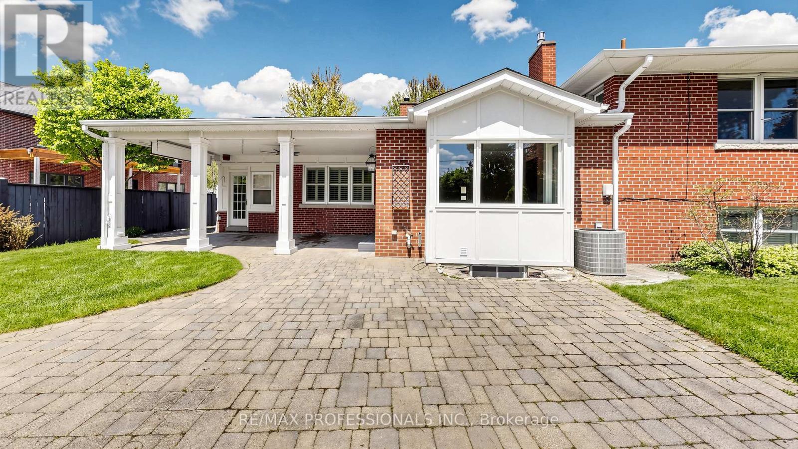 26 Abilene Drive, Toronto, Ontario M9A 2M8 - Photo 40 - W13152458