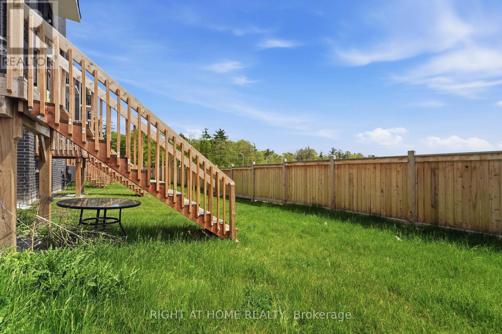 75 Puisaya Drive, Richmond Hill, Ontario  L4E 1L2 - Photo 29 - N13152704