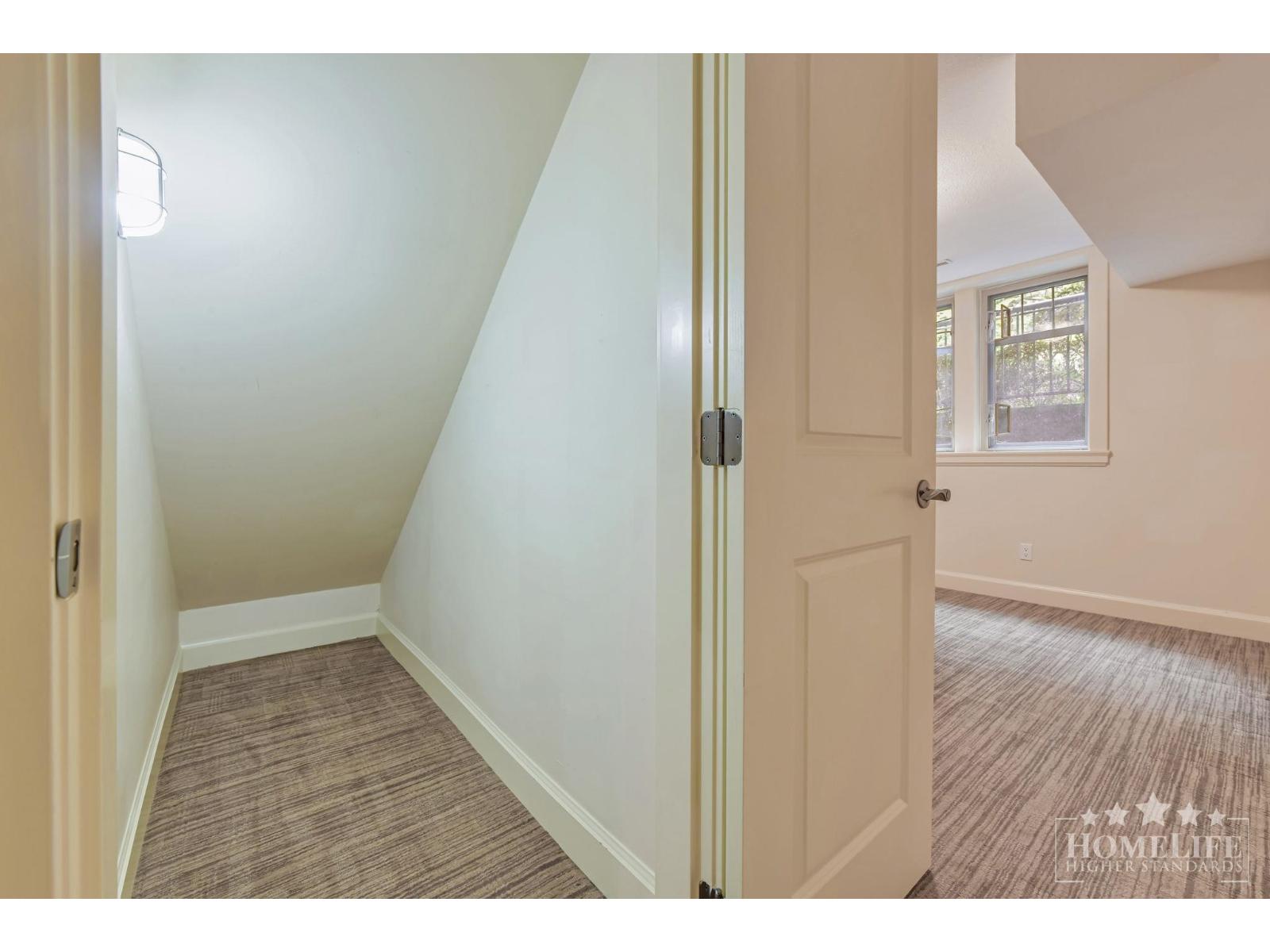 Basement 14066 24 Avenue, Surrey, British Columbia  V4A 2H3 - Photo 11 - R3126091