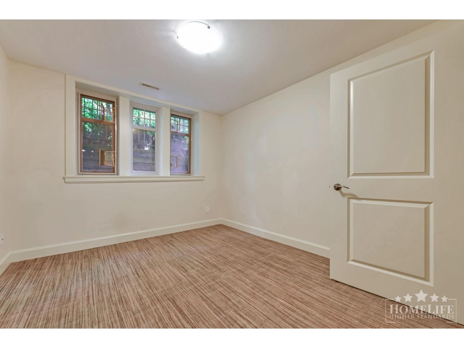 Basement 14066 24 Avenue, Surrey, British Columbia  V4A 2H3 - Photo 15 - R3126091