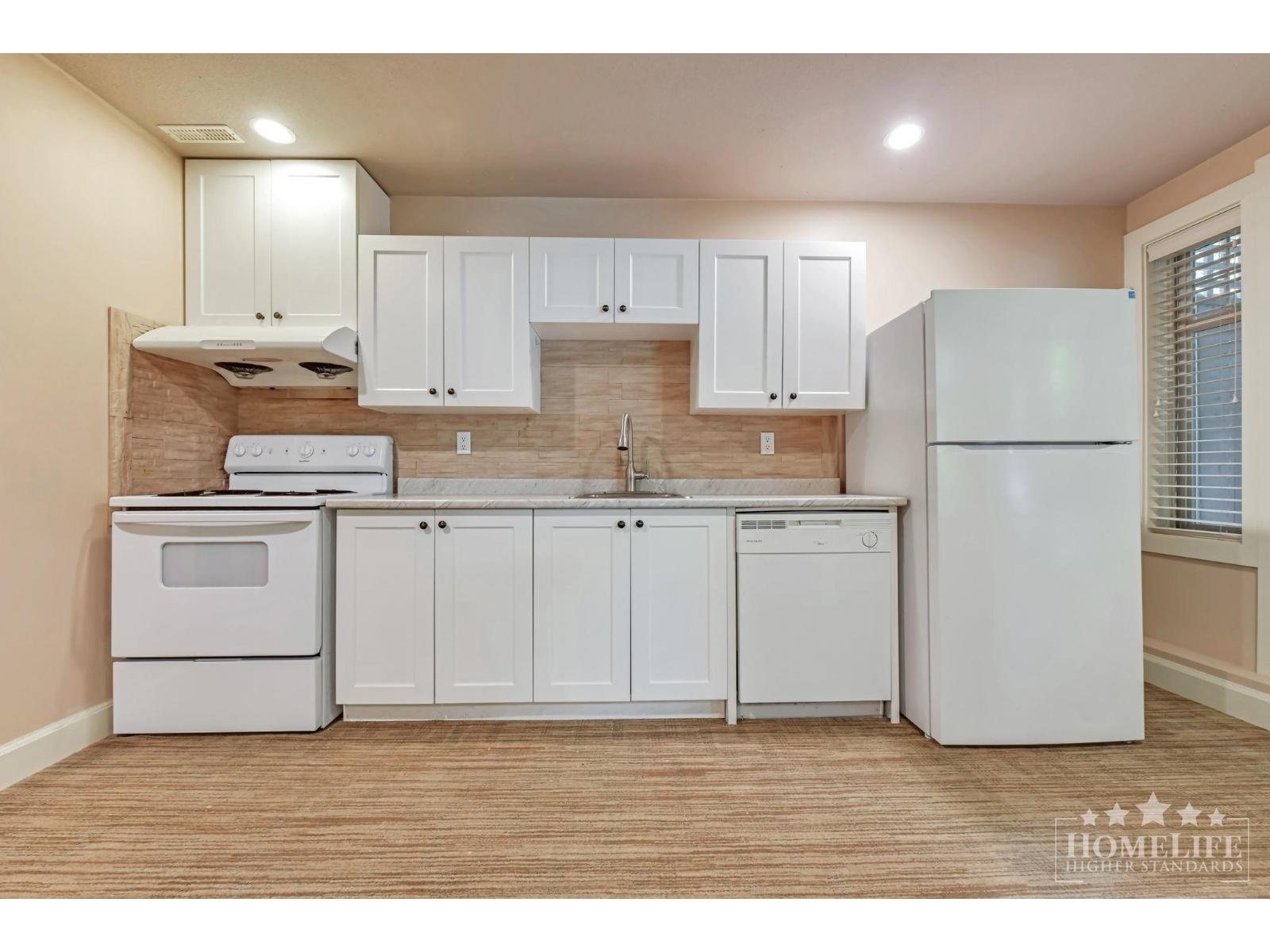 Basement 14066 24 Avenue, Surrey, British Columbia  V4A 2H3 - Photo 5 - R3126091