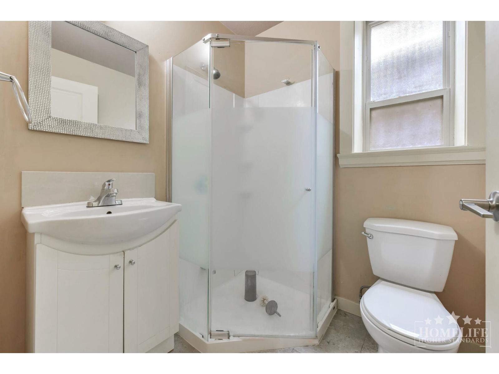 Basement 14066 24 Avenue, Surrey, British Columbia  V4A 2H3 - Photo 8 - R3126091