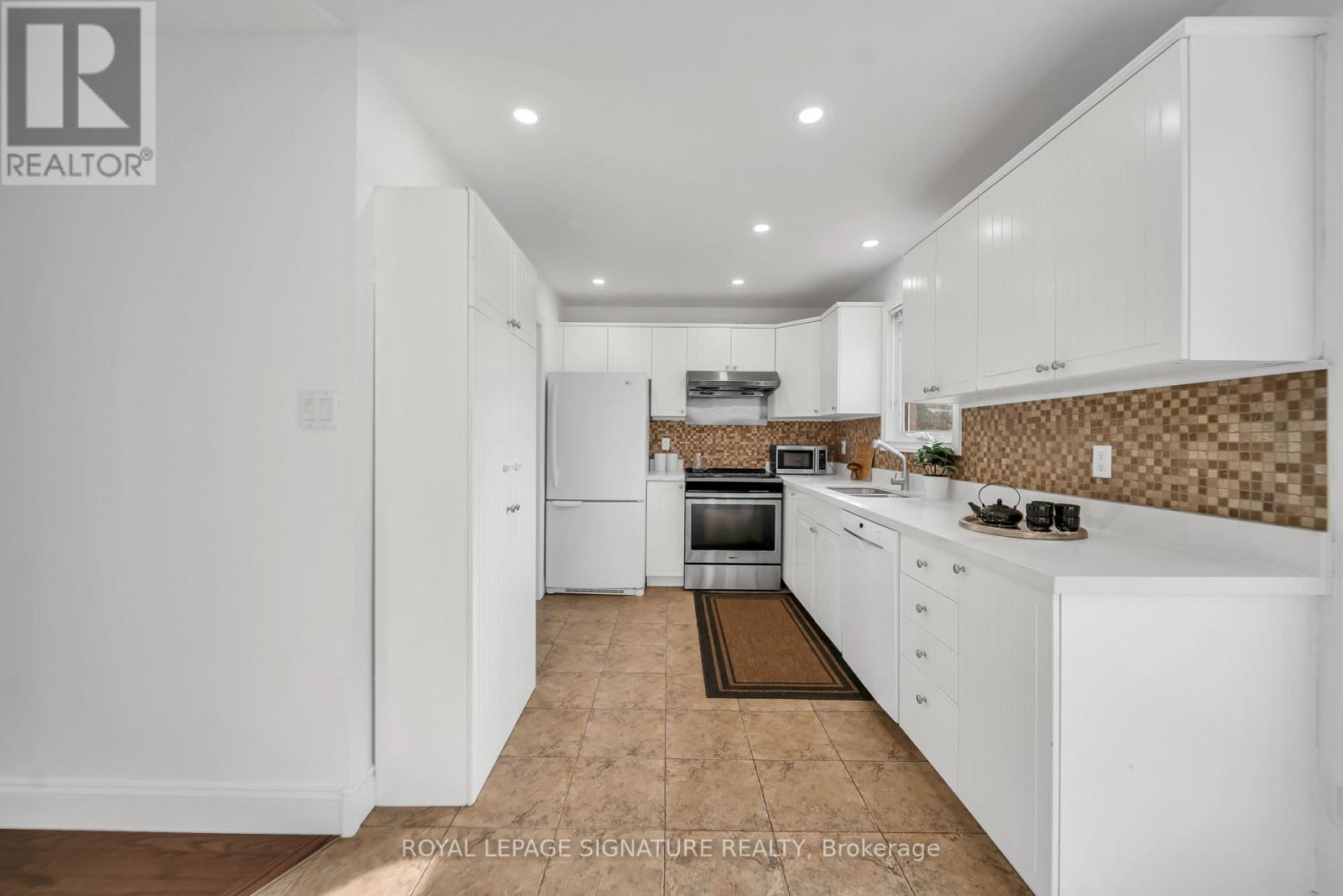 2479 Grindstone Court, Mississauga, Ontario L5L 3K8 - Photo 15 - W13152662