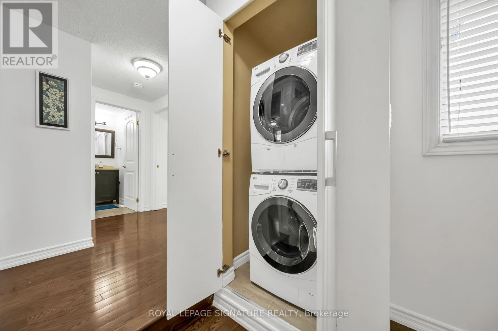 2479 Grindstone Court, Mississauga, Ontario L5L 3K8 - Photo 33 - W13152662