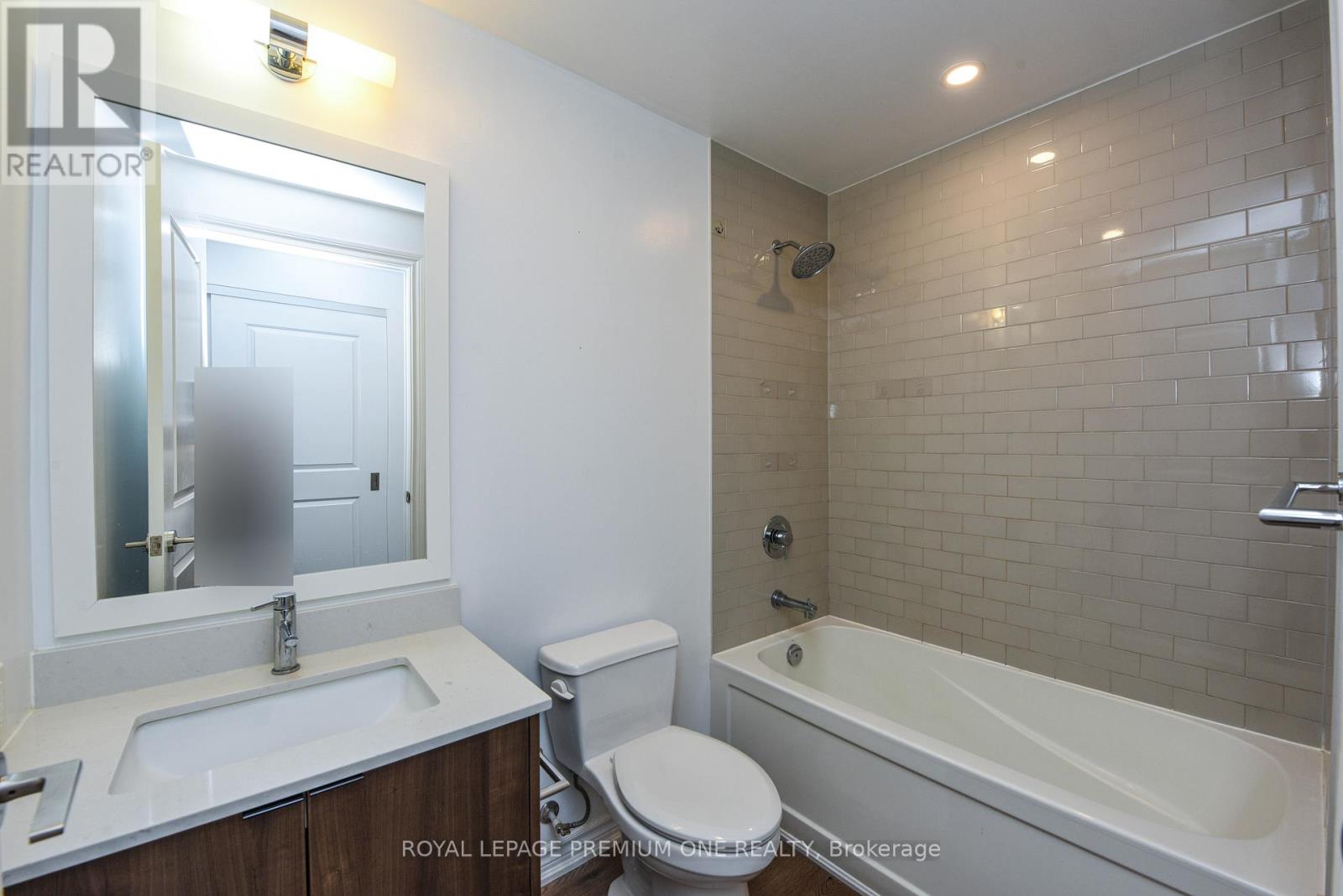 401 - 571 Prince Edward Drive N, Toronto, Ontario  M8X 0A1 - Photo 9 - W13152666