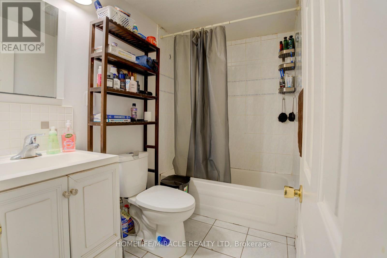 5921 Summerside Drive, Mississauga, Ontario  L5M 6K9 - Photo 12 - W13152702