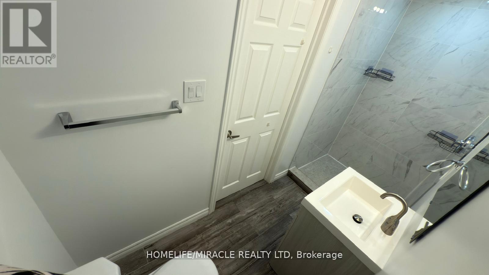 147 Yates Drive, Milton, Ontario L9E 1S7 - Photo 10 - W13152706