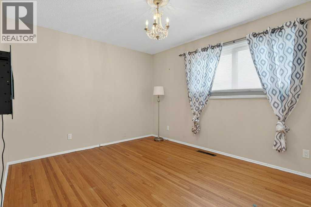 425 Woodland Crescent SE, Calgary, Alberta  T2J 1J7 - Photo 28 - A2296843