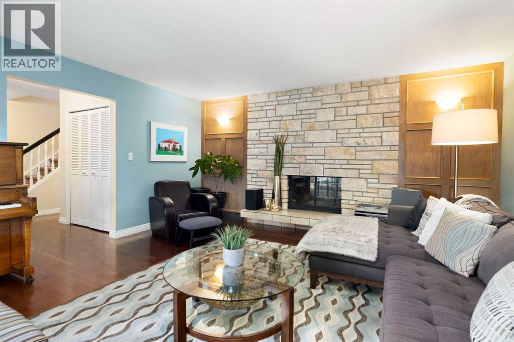 111 Lake Mead Place SE, Calgary, Alberta  T2J 3Z7 - Photo 8 - A2310840