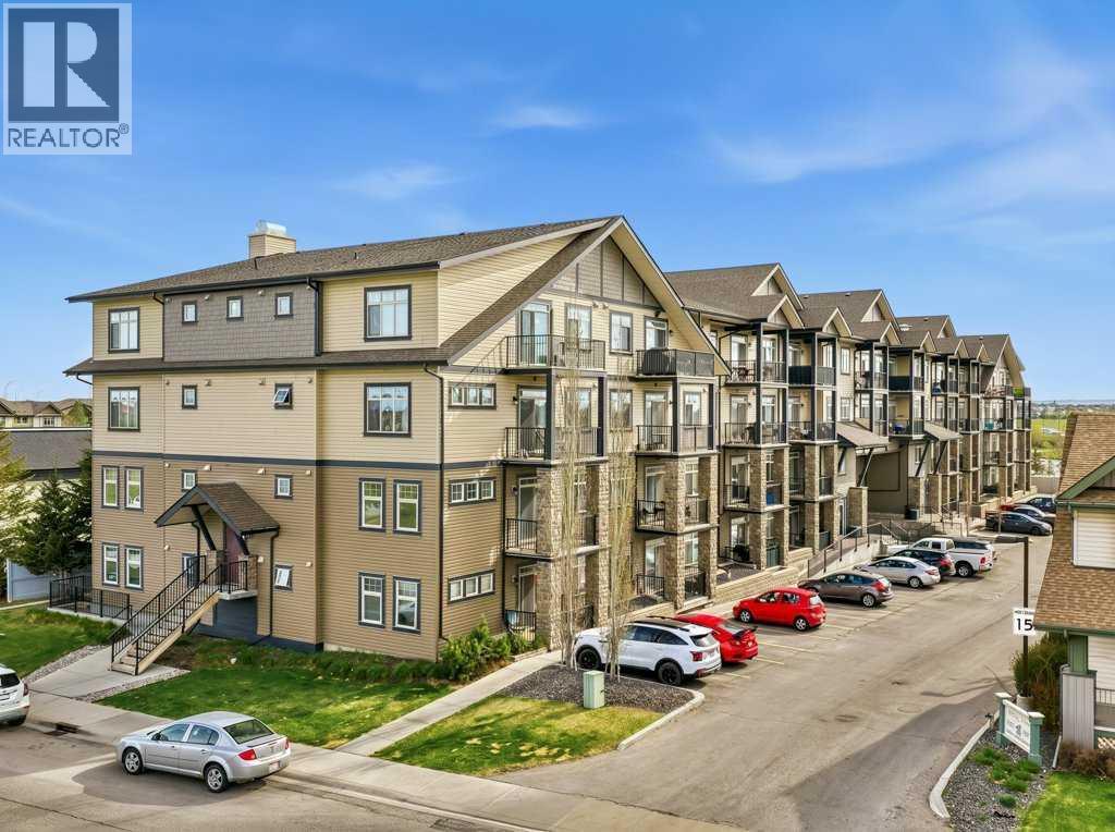 401, 117 Copperpond Common Se, Calgary, Alberta  T2Z 5E2 - Photo 1 - A2313134