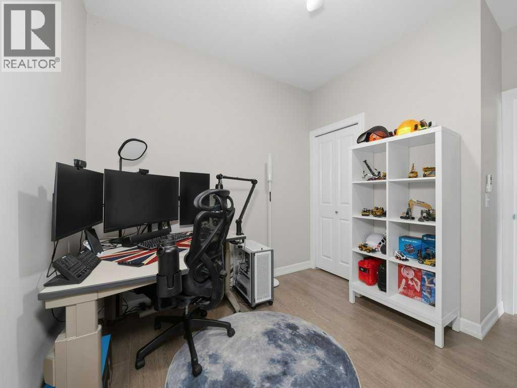 401, 117 Copperpond Common Se, Calgary, Alberta  T2Z 5E2 - Photo 15 - A2313134