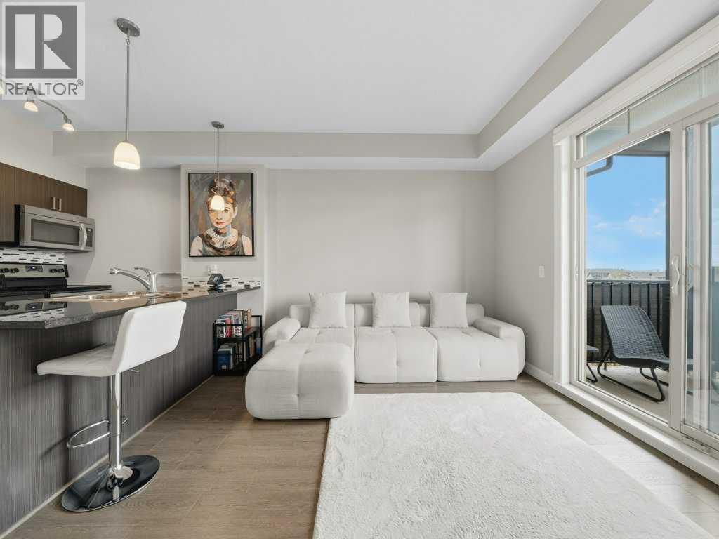 401, 117 Copperpond Common Se, Calgary, Alberta  T2Z 5E2 - Photo 7 - A2313134