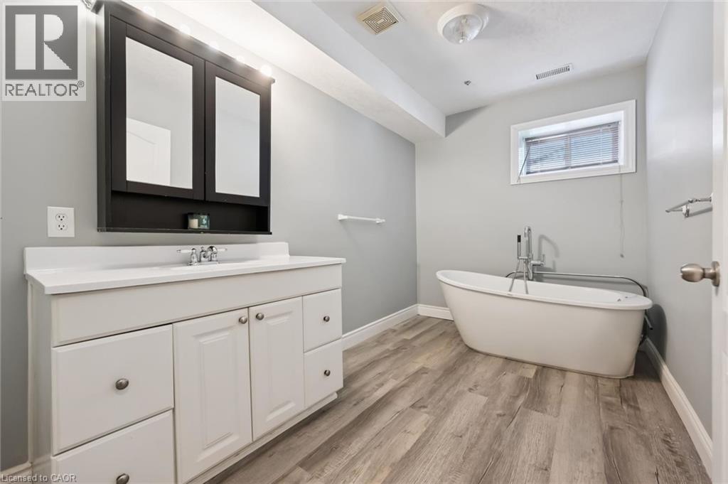 184 Stevenson Street N, Guelph, Ontario  N1E 5A8 - Photo 26 - 40832079