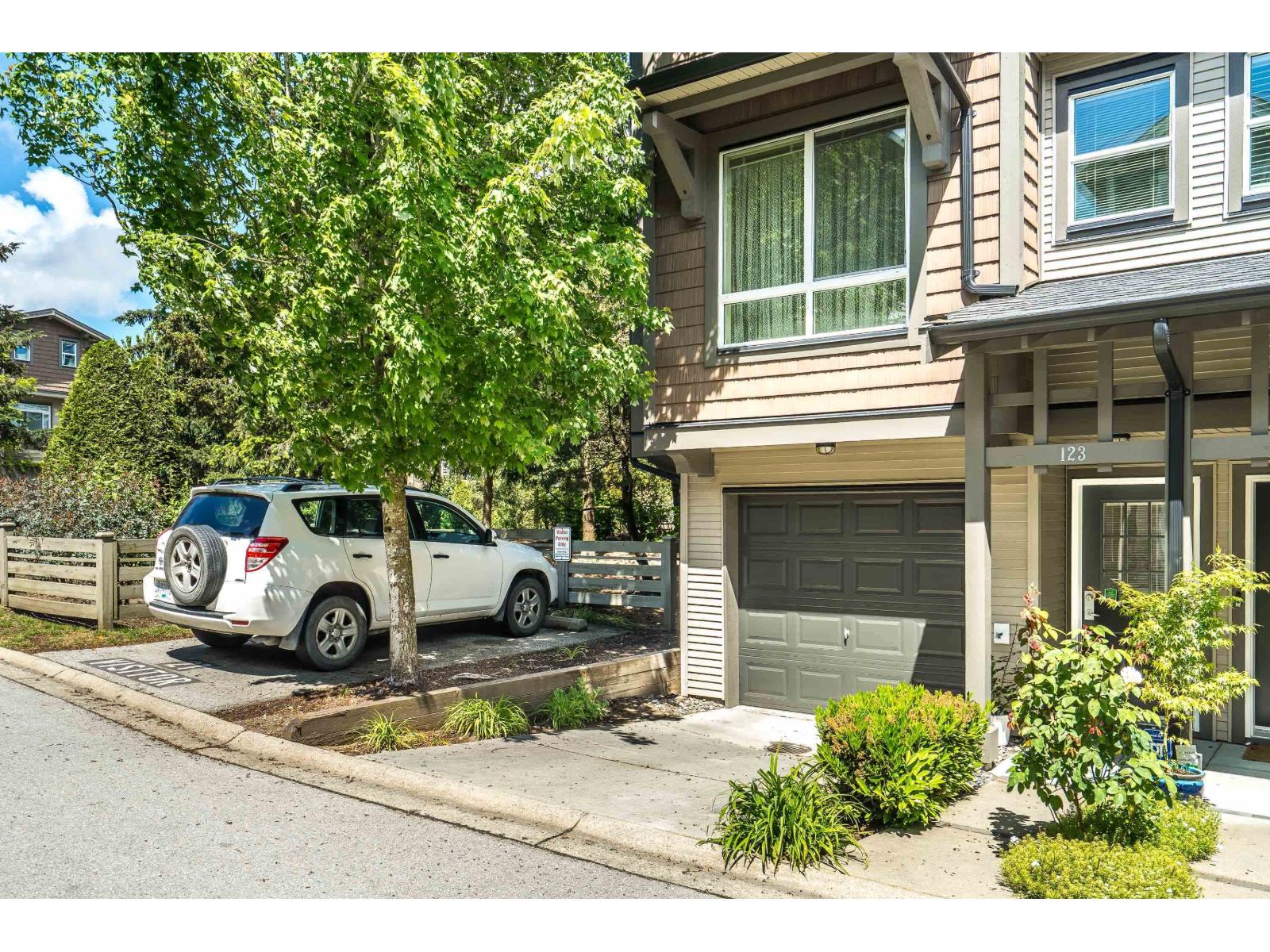 123 2729 158 Street, Surrey, British Columbia  V3Z 1P4 - Photo 2 - R3125508