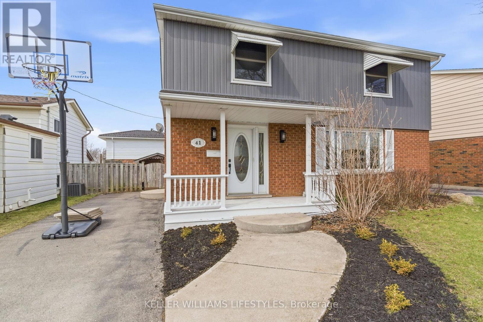 41 Dyer Street, St. Thomas, Ontario  N5R 5K2 - Photo 3 - X13152744