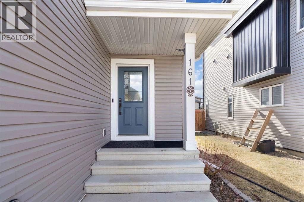 161 Aldergrove Avenue, Fort Mcmurray, Alberta  T9J 1E4 - Photo 2 - A2309436