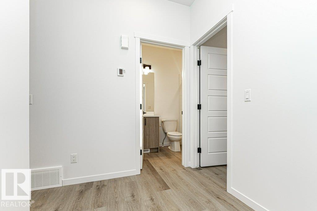 2524 158 St SW, Edmonton, Alberta  T6W 5P6 - Photo 7 - E4472532