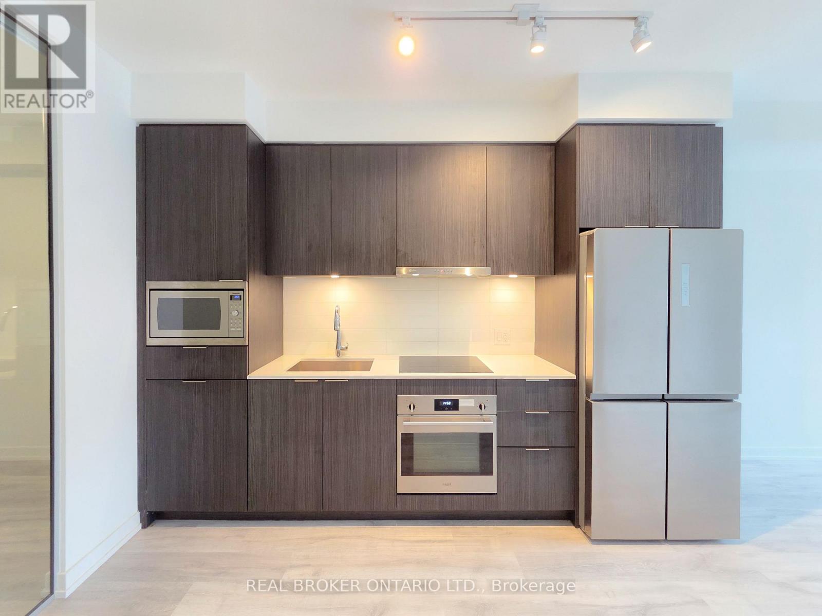 S518 - 8 Olympic Garden Drive, Toronto, Ontario  M2M 4E7 - Photo 2 - C13108622