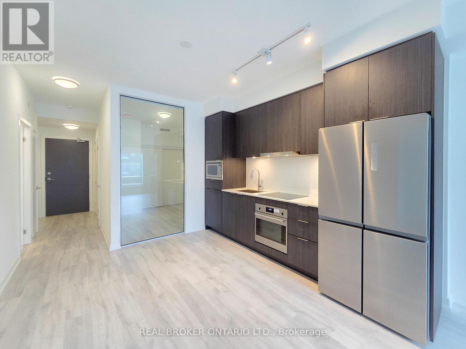 S518 - 8 Olympic Garden Drive, Toronto, Ontario  M2M 4E7 - Photo 3 - C13108622