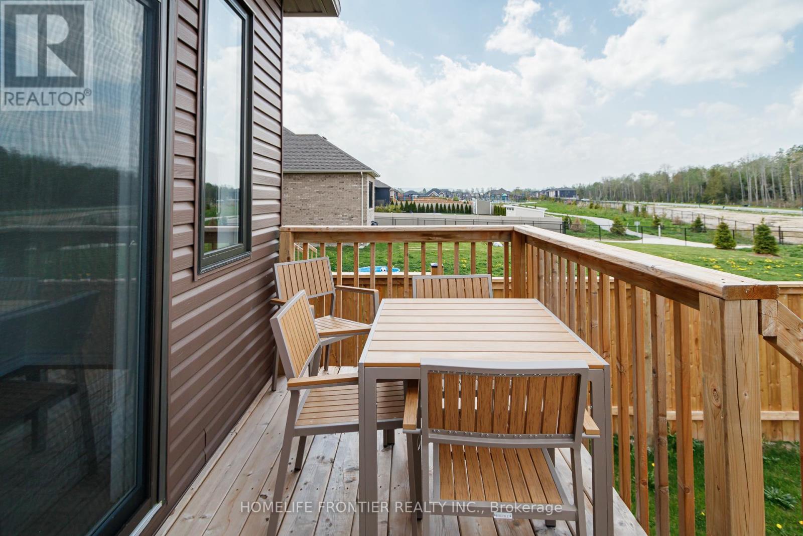 172 Ramblewood Drive S, Wasaga Beach, Ontario  L9Z 0L6 - Photo 5 - S13027534