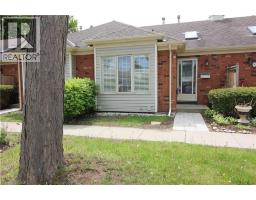 175 FIDDLERS GREEN Road Unit# 9, Hamilton, Ontario