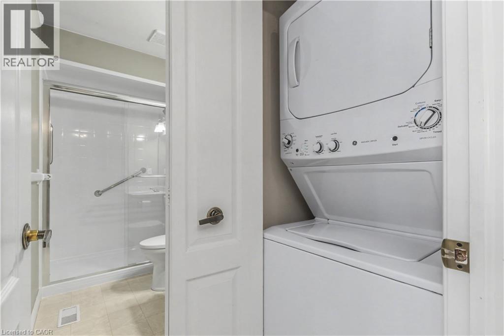175 Fiddlers Green Road Unit# 9, Hamilton, Ontario  L9G 4X7 - Photo 10 - 40803784