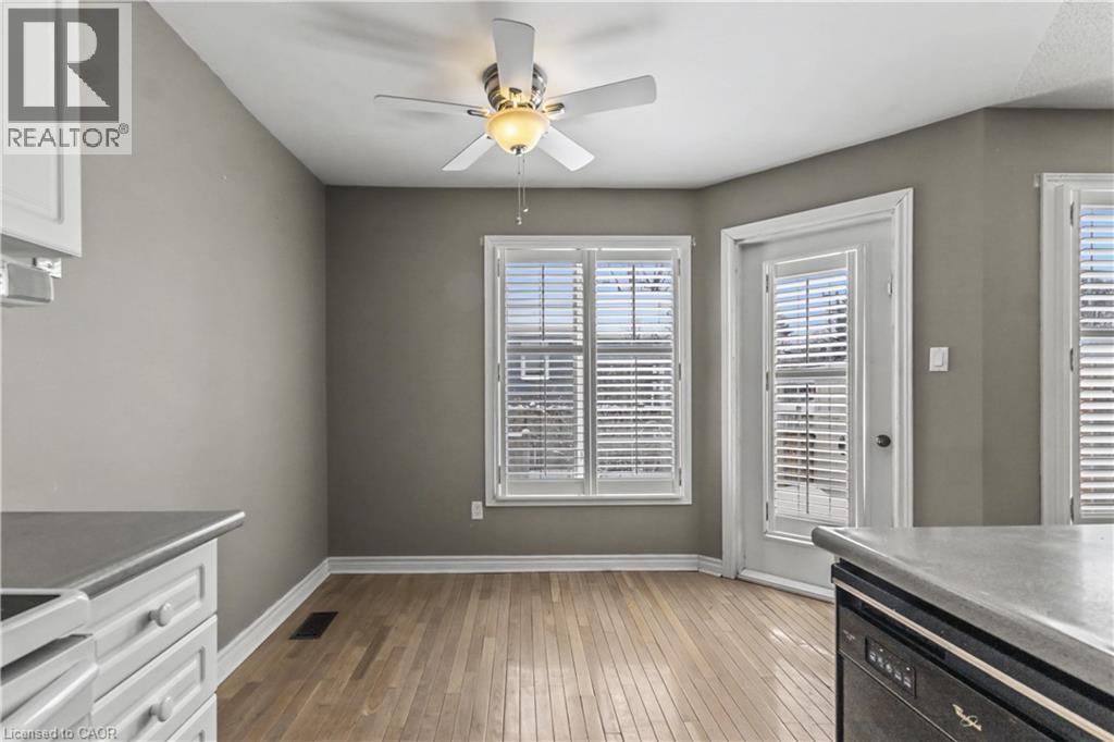 175 Fiddlers Green Road Unit# 9, Hamilton, Ontario  L9G 4X7 - Photo 17 - 40803784