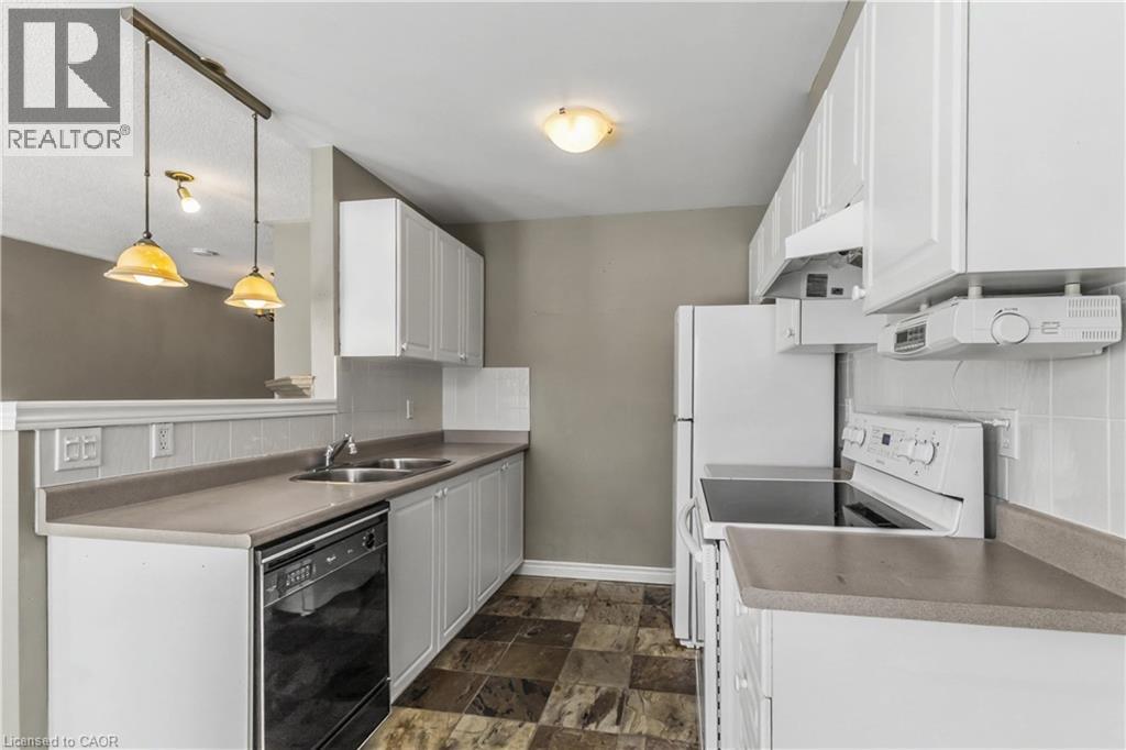 175 Fiddlers Green Road Unit# 9, Hamilton, Ontario  L9G 4X7 - Photo 16 - 40803784