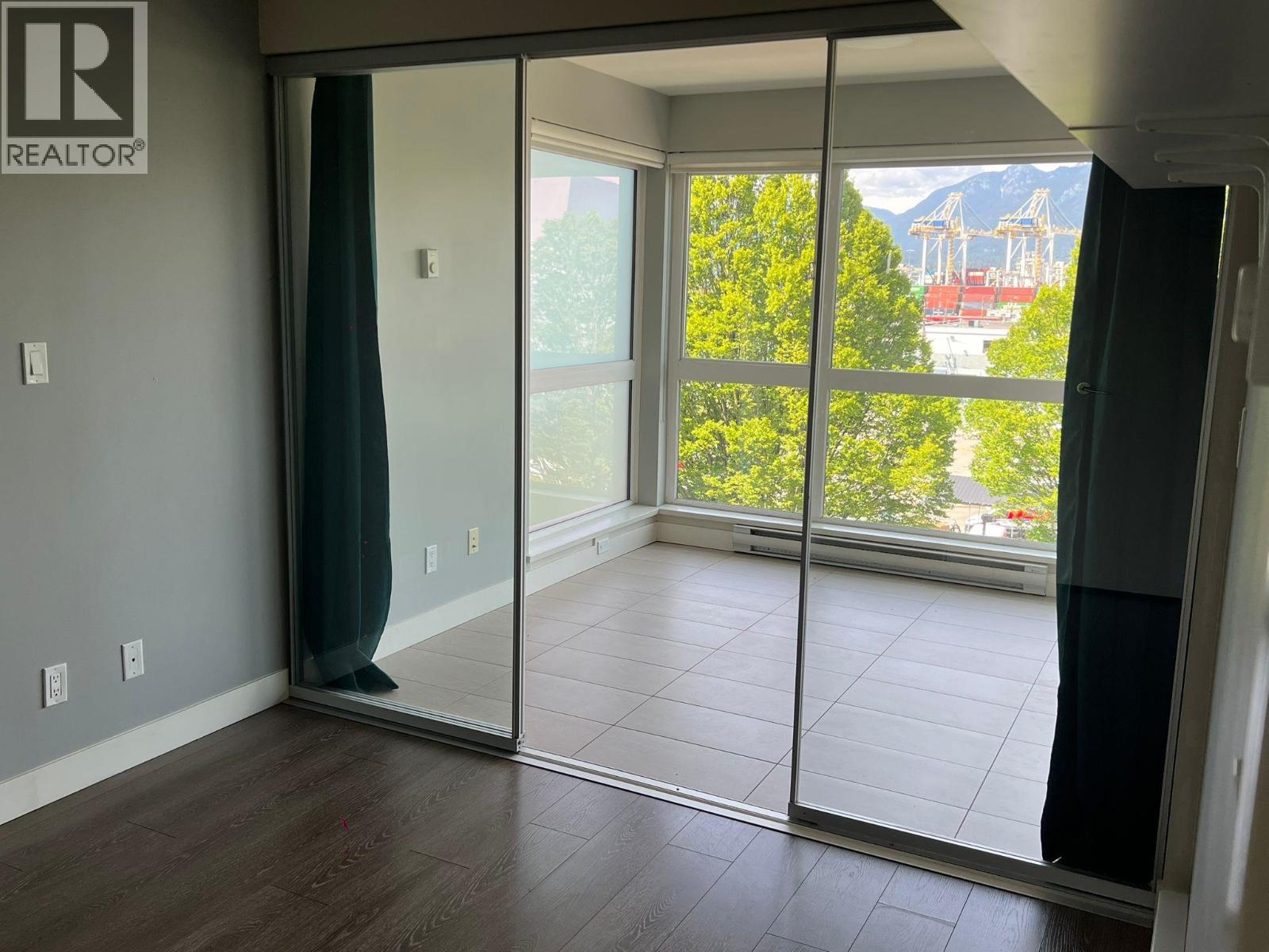 417 1588 E Hastings Street, Vancouver, British Columbia  V5L 0B8 - Photo 8 - R3124282