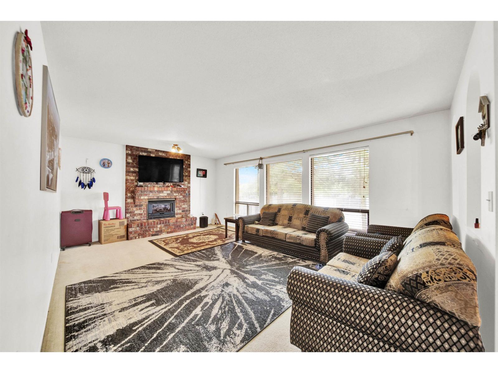 27191 28a Avenue, Langley, British Columbia V4W 3A4 - Photo 4 - R3124513