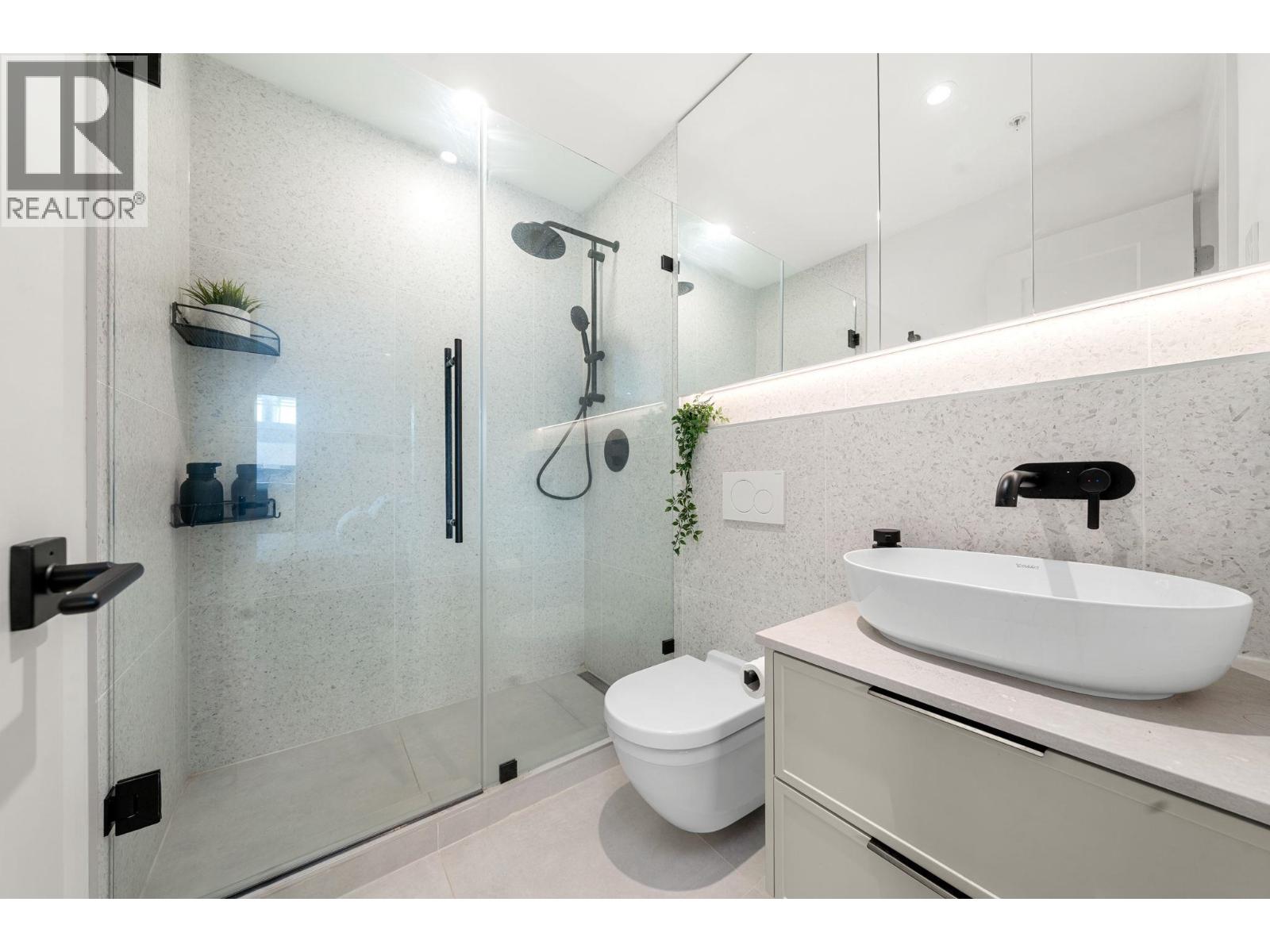 26 632 E 3rd, North Vancouver, British Columbia  V7J 3E9 - Photo 24 - R3126047