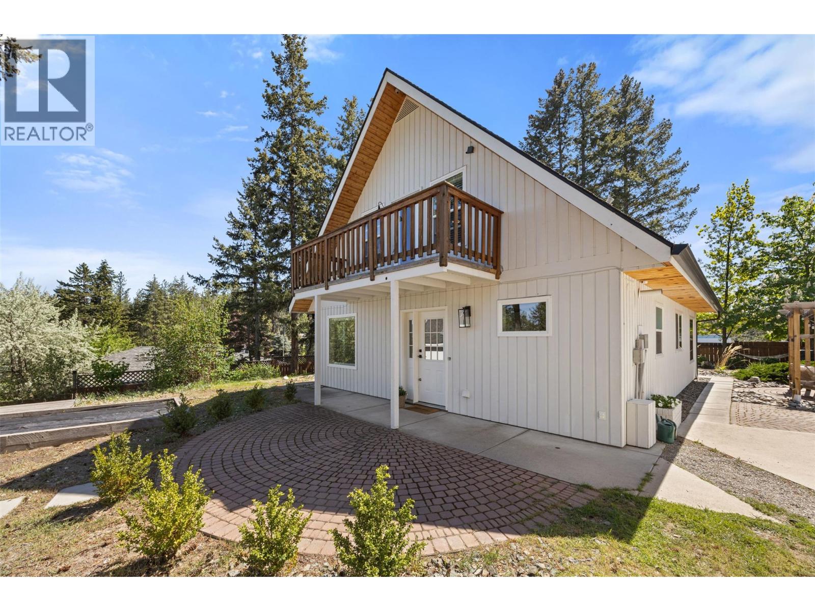 Units #1 & 2 1018 West Kelowna Road, West Kelowna, British Columbia  V1Z 3B7 - Photo 3 - 10386605