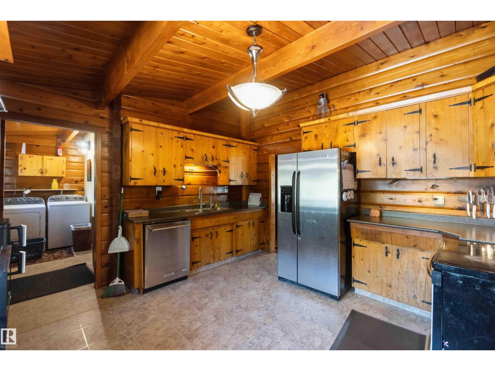 910 Hermitage Av, Rural Parkland County, Alberta  T7Z 2T2 - Photo 18 - E4488908