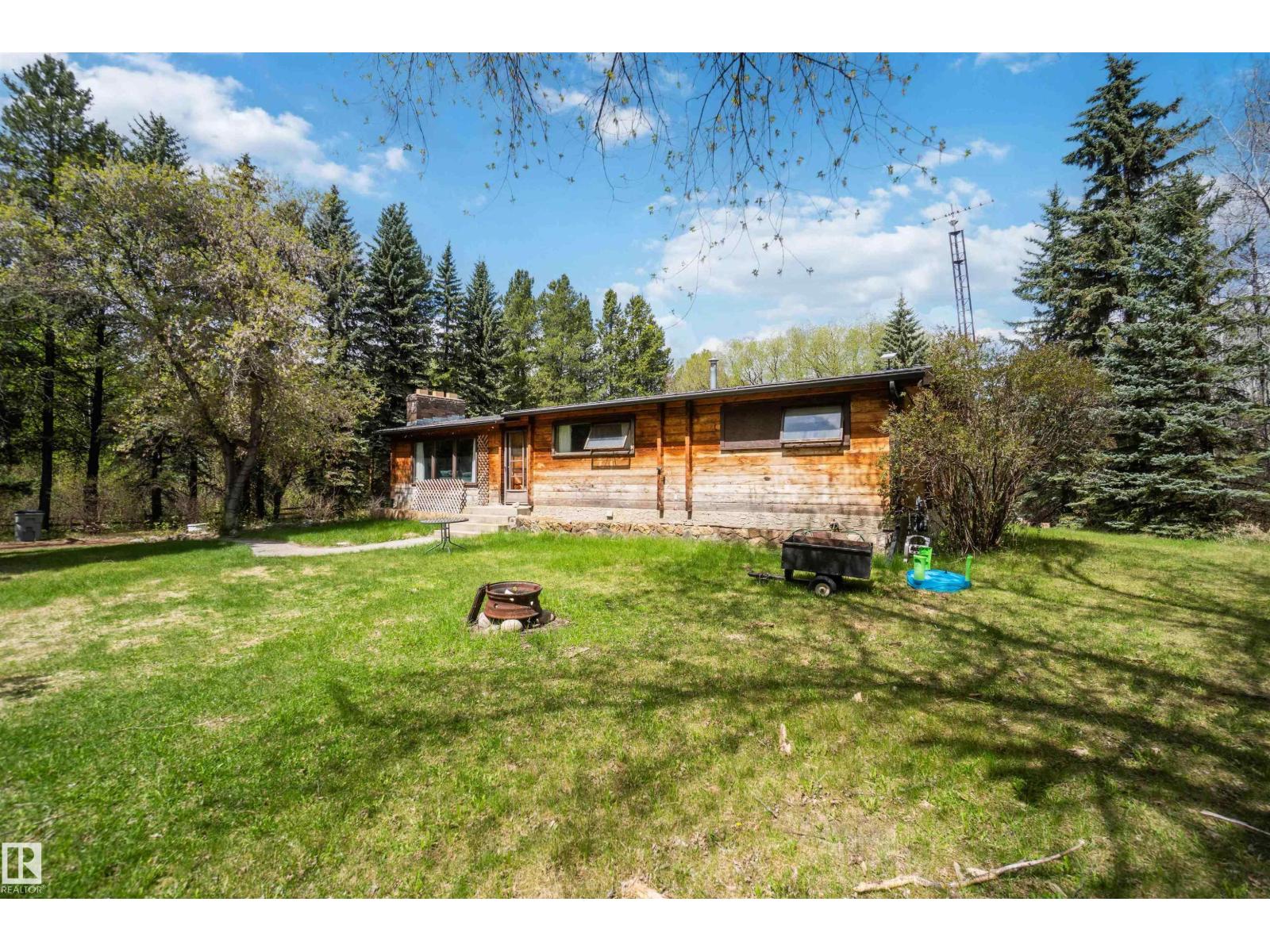 910 Hermitage Av, Rural Parkland County, Alberta  T7Z 2T2 - Photo 2 - E4488908