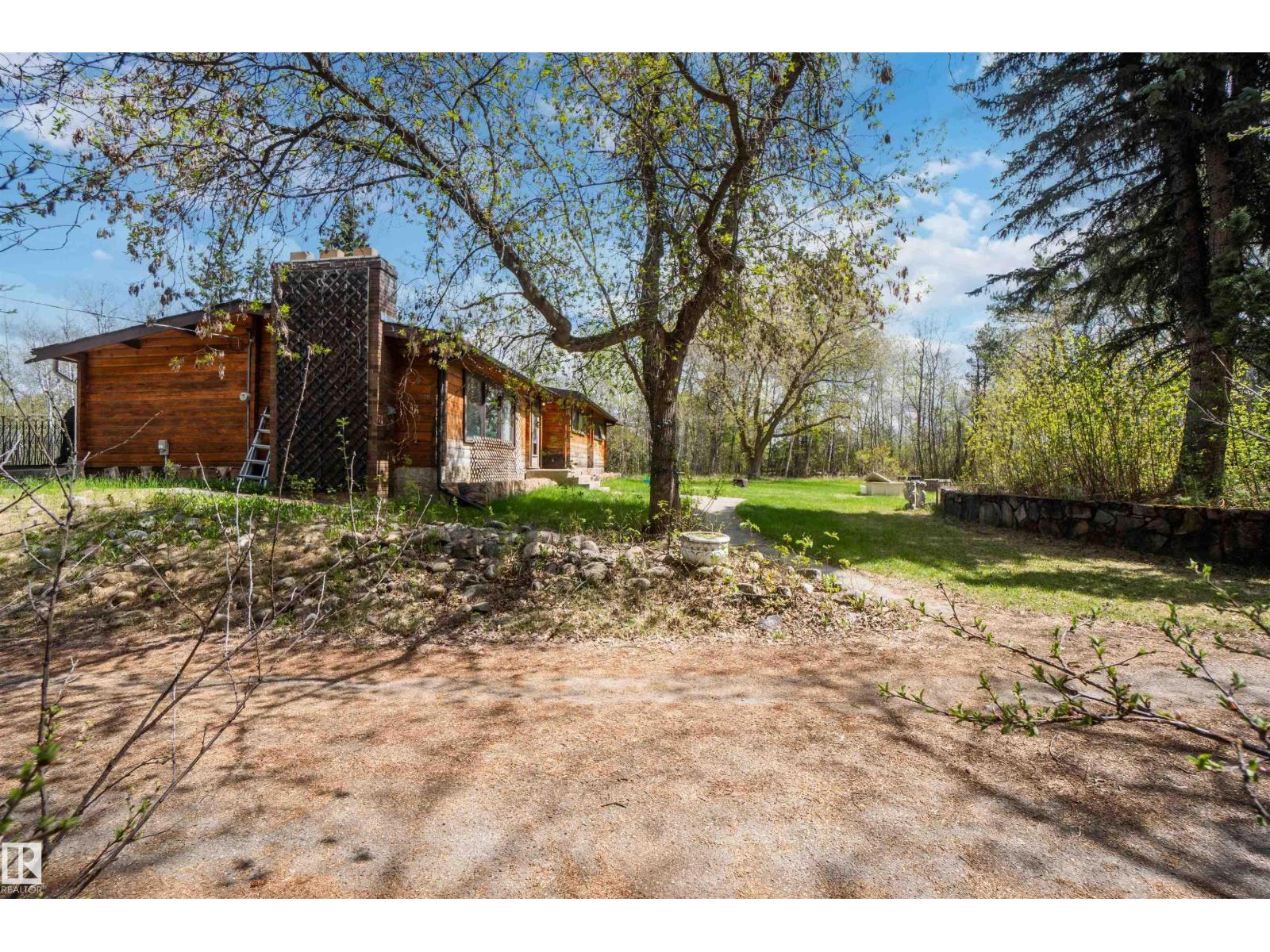 910 Hermitage Av, Rural Parkland County, Alberta  T7Z 2T2 - Photo 4 - E4488908
