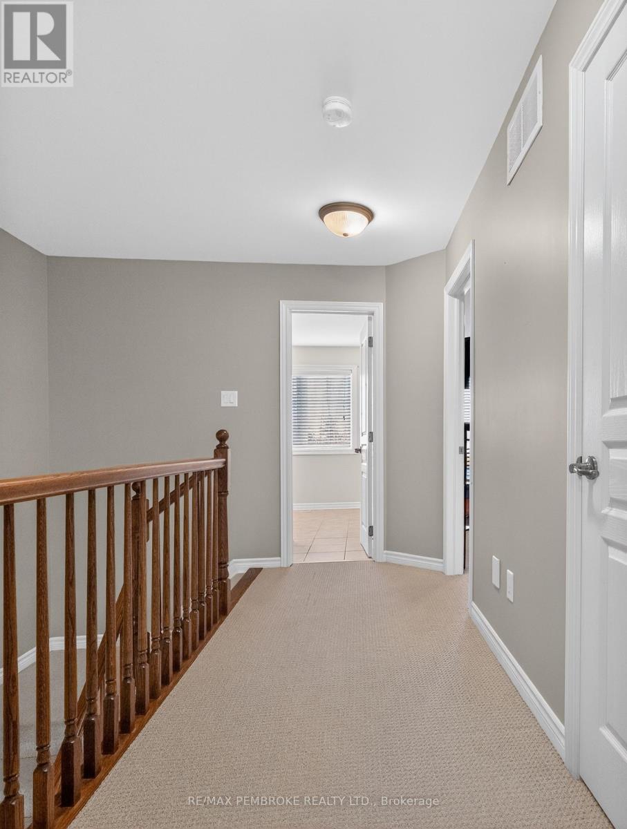 1034 Butler Boulevard, Petawawa, Ontario  K8H 0C2 - Photo 19 - X13152740