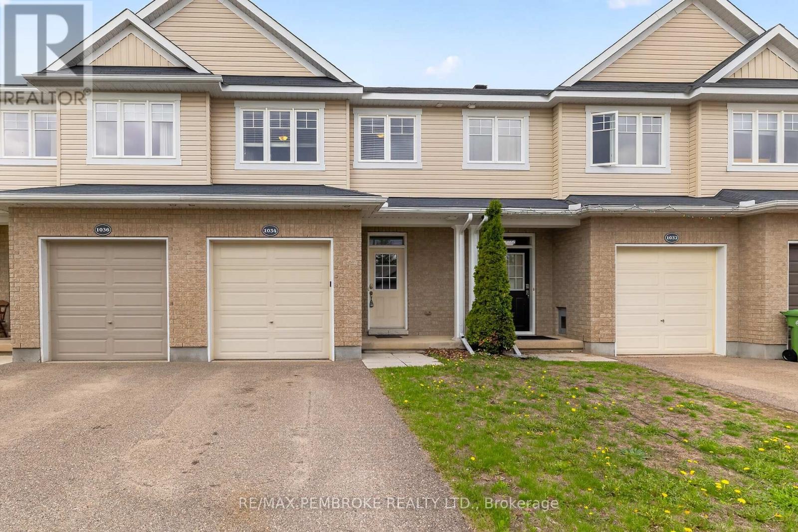 1034 Butler Boulevard, Petawawa, Ontario  K8H 0C2 - Photo 2 - X13152740