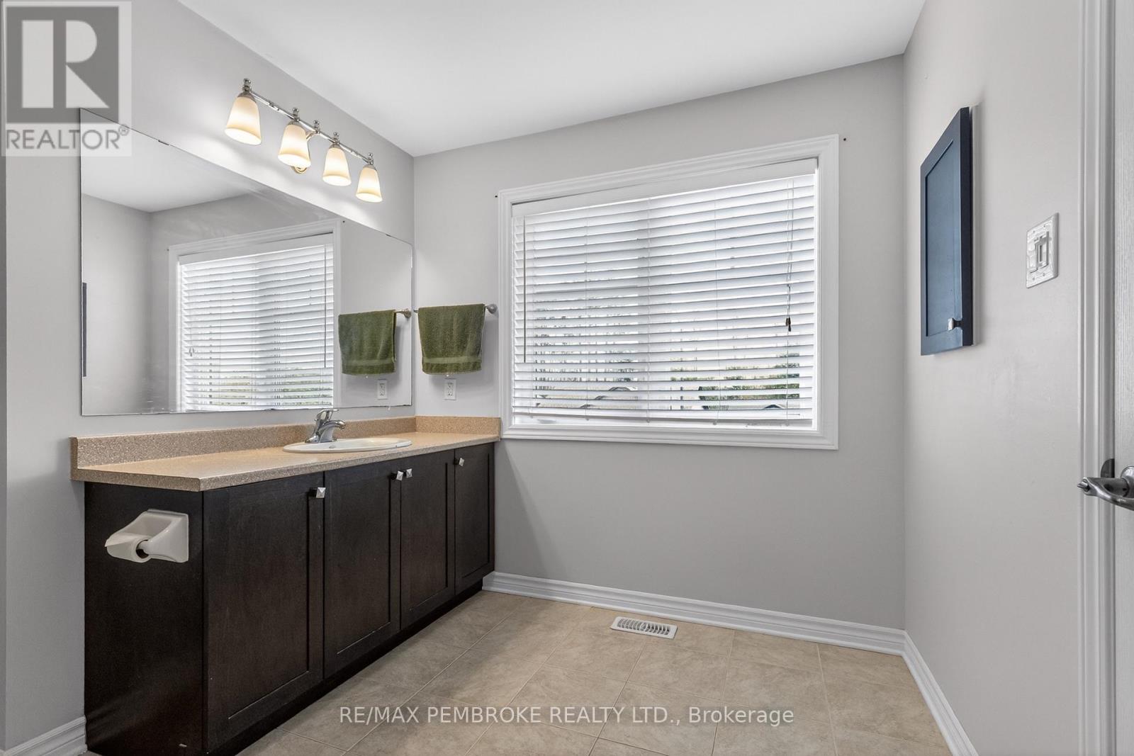 1034 Butler Boulevard, Petawawa, Ontario  K8H 0C2 - Photo 26 - X13152740