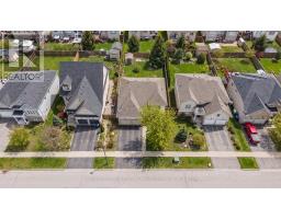 19 GRAND POPLAR LANE, Wasaga Beach, Ontario