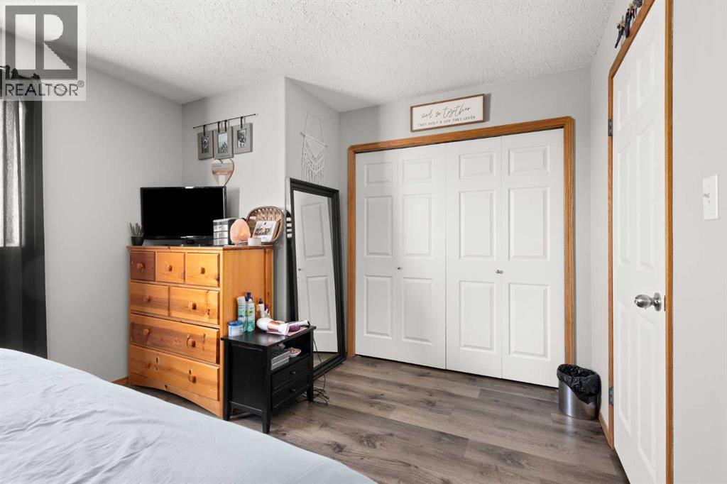 241 Upland Boulevard W, Brooks, Alberta  T1R 0R1 - Photo 23 - A2308976