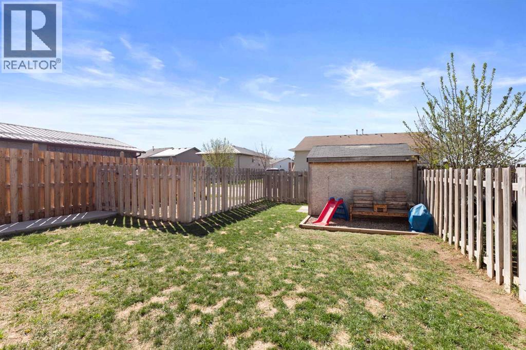 241 Upland Boulevard W, Brooks, Alberta  T1R 0R1 - Photo 31 - A2308976