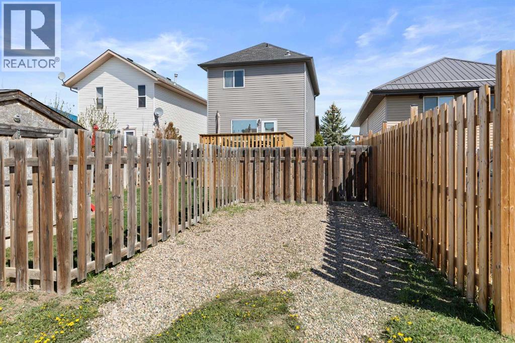 241 Upland Boulevard W, Brooks, Alberta  T1R 0R1 - Photo 35 - A2308976