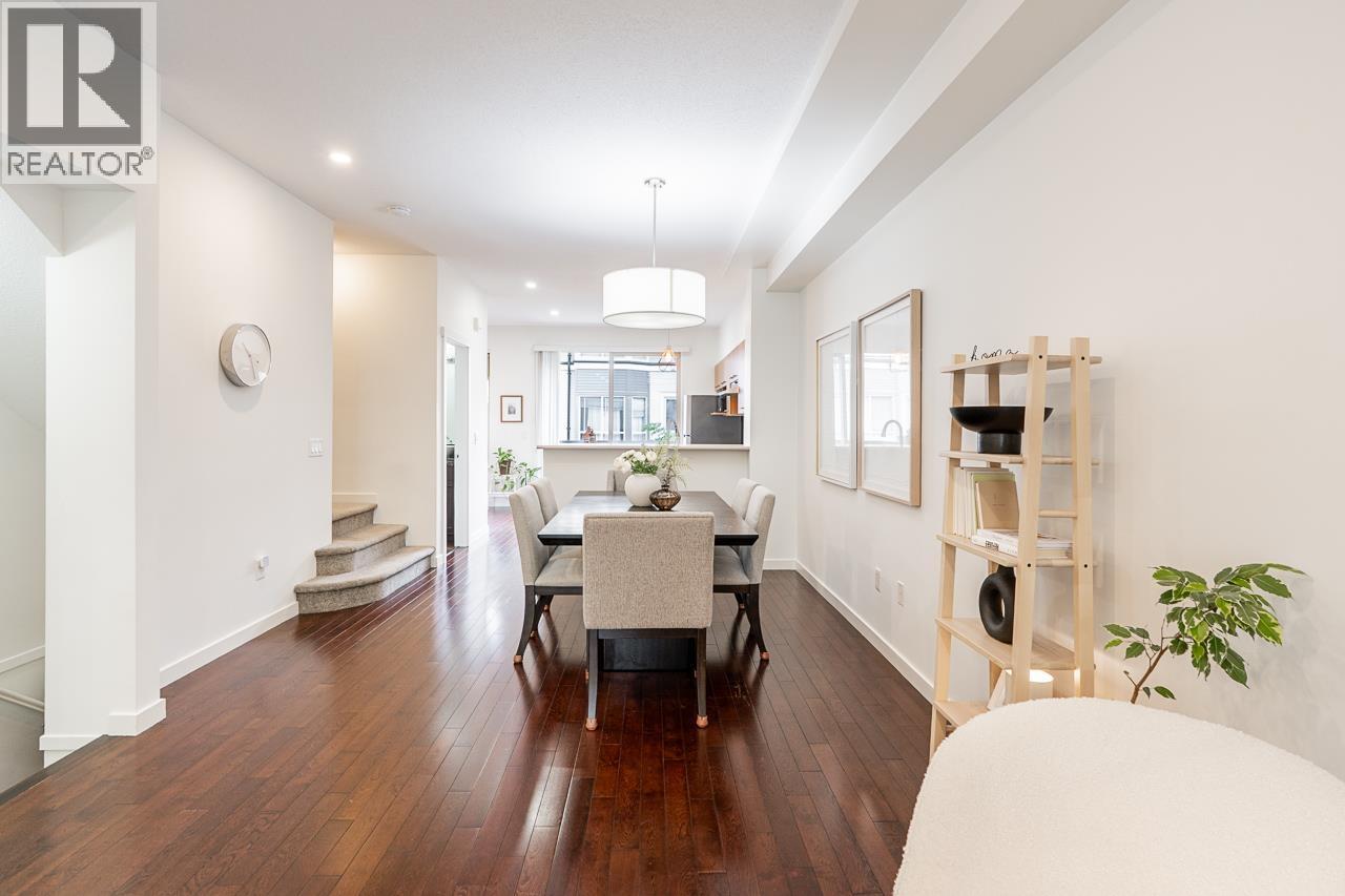 8 100 Klahanie Drive, Port Moody, British Columbia  V3H 5K3 - Photo 6 - R3125822