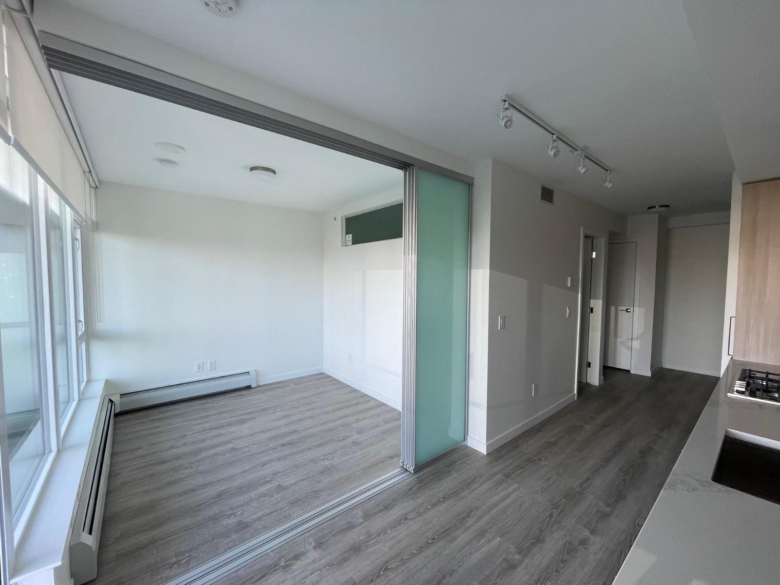 606 13350 Central Avenue, Surrey, British Columbia  V3T 0S1 - Photo 13 - R3125925