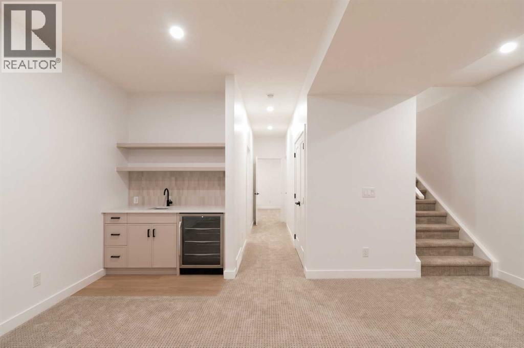1, 8916 33 Avenue NW, Calgary, Alberta  T3B 1M6 - Photo 37 - A2302440